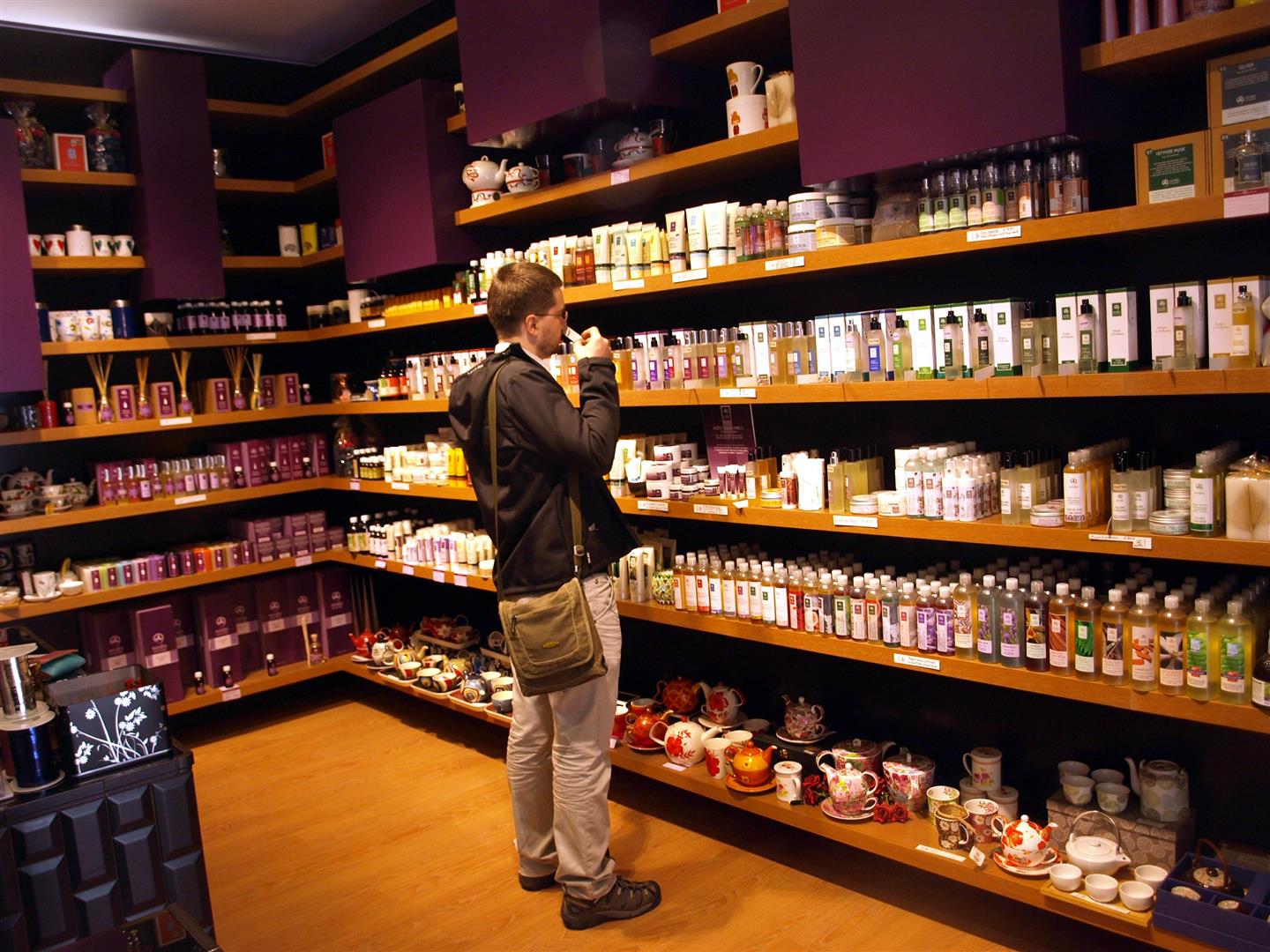 OLYMPUS DIGITAL CAMERA