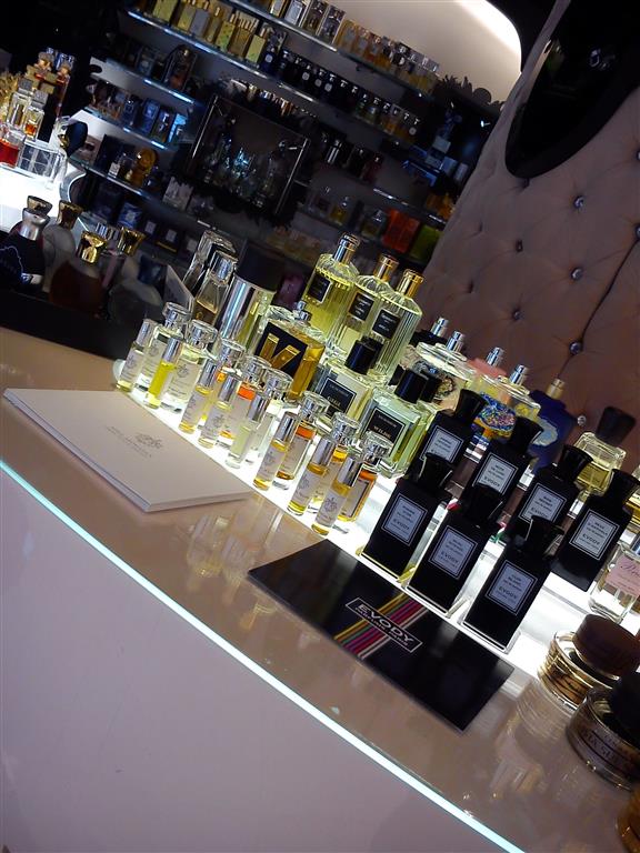 V tomhle butiku v KaDeWe najdete obvykle většinu novinek niche parfumerie.