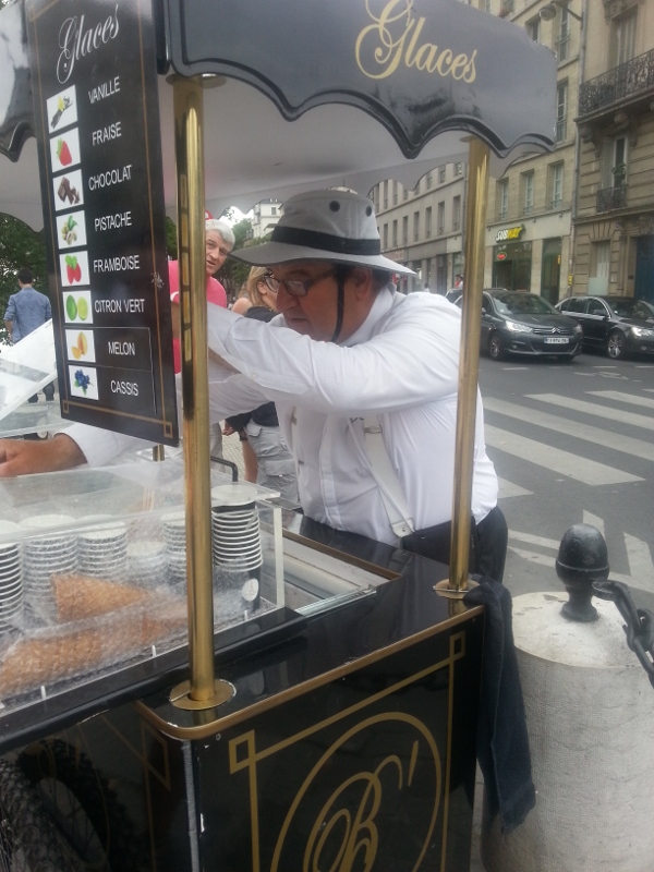 Pariz_zmrzlinar (600x800)