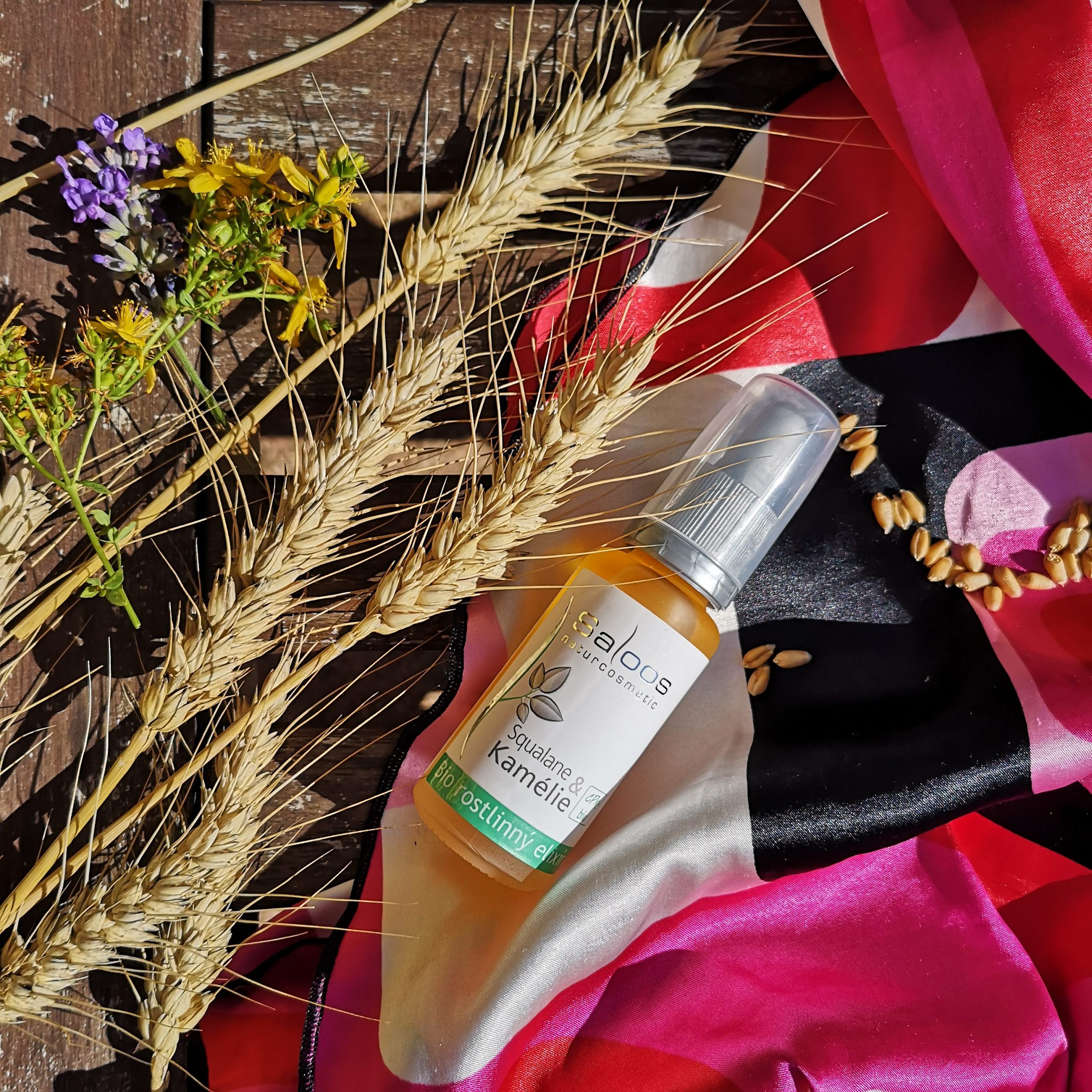 • Ďalší prírodný olej do pleťopisu. Saloos.