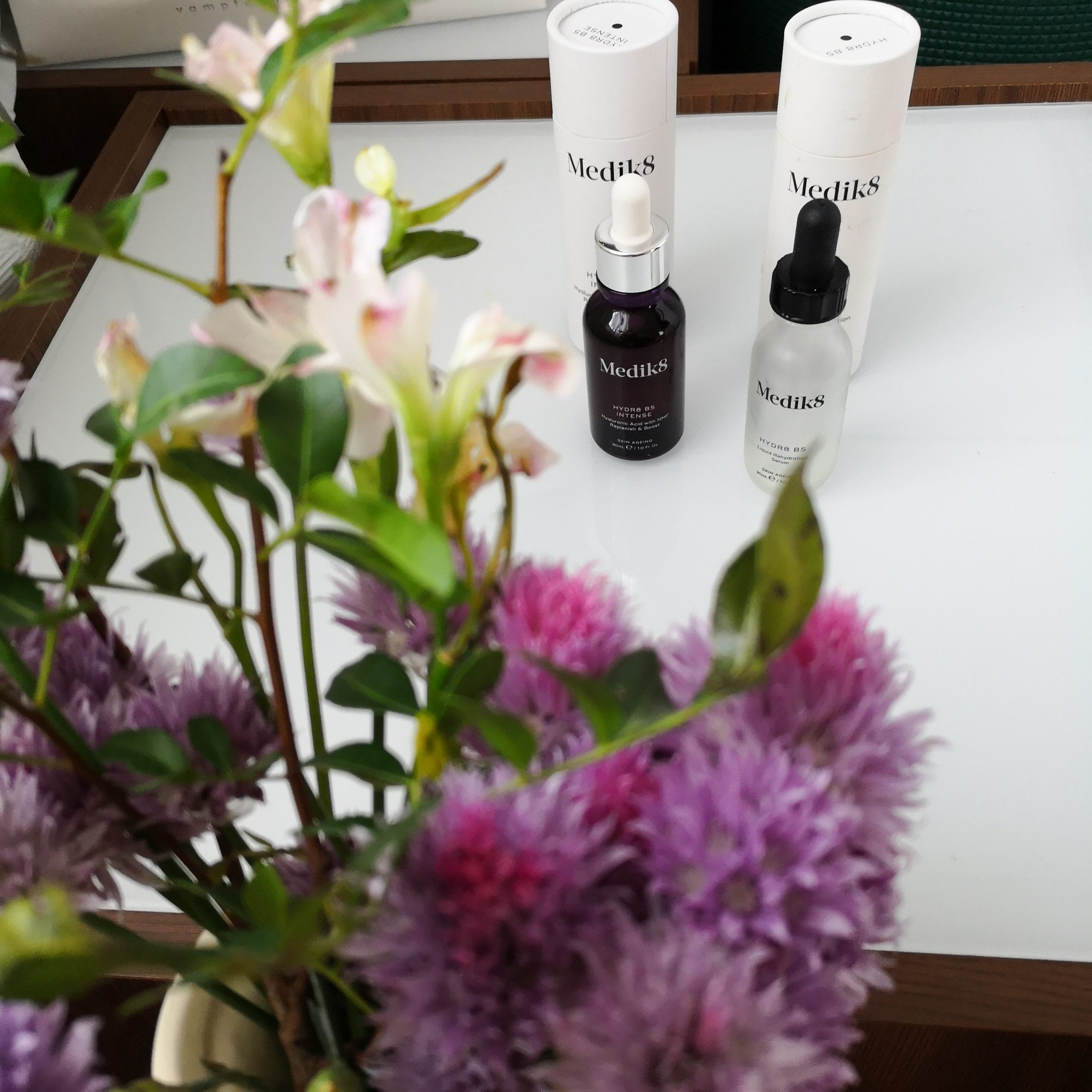 • Medik8 – porovnanie hydratačných sér